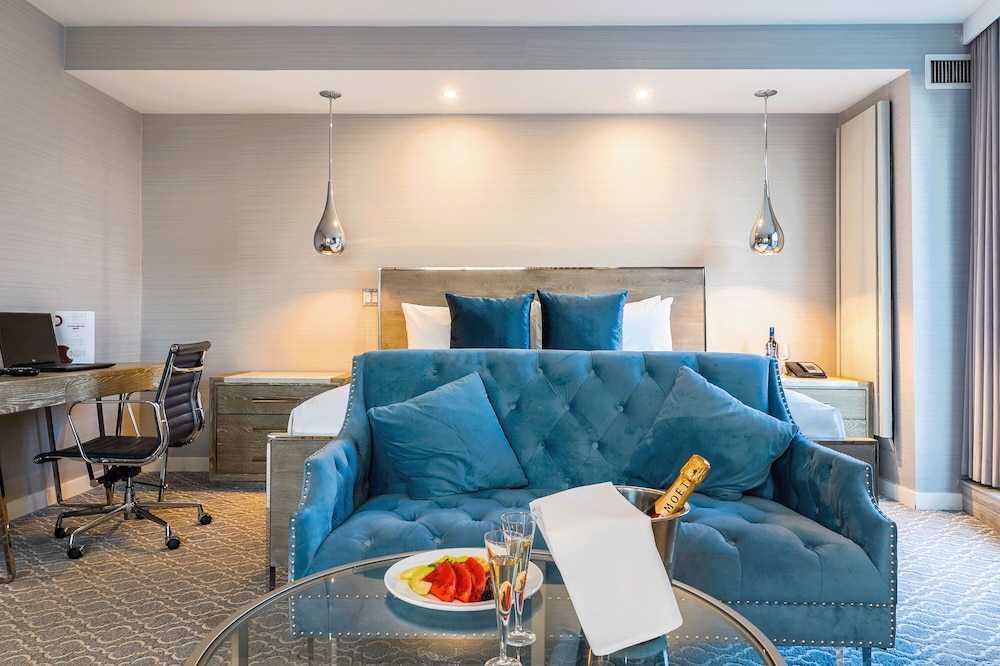 Executive Plaza Hotel Metro Vancouver 36/50
