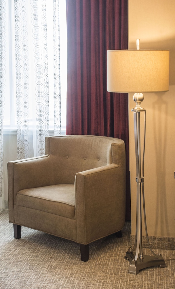 The Delavan Hotel And Spa 24/48