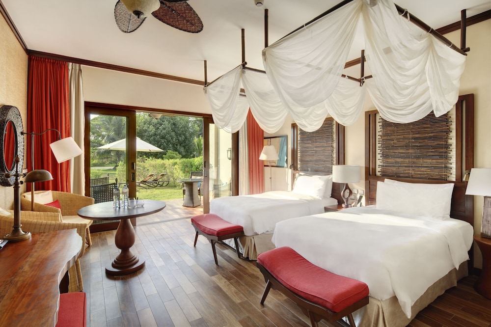 GARDEN, JUNIOR SUITE, TWIN BEDS