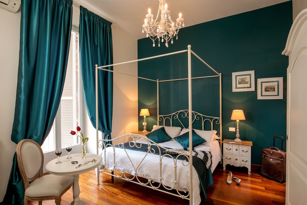 Avignonesi Suites 26/47
