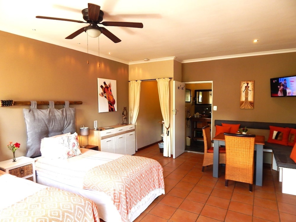 1 BEDROOM, PREMIUM, DOUBLE OR TWIN BED