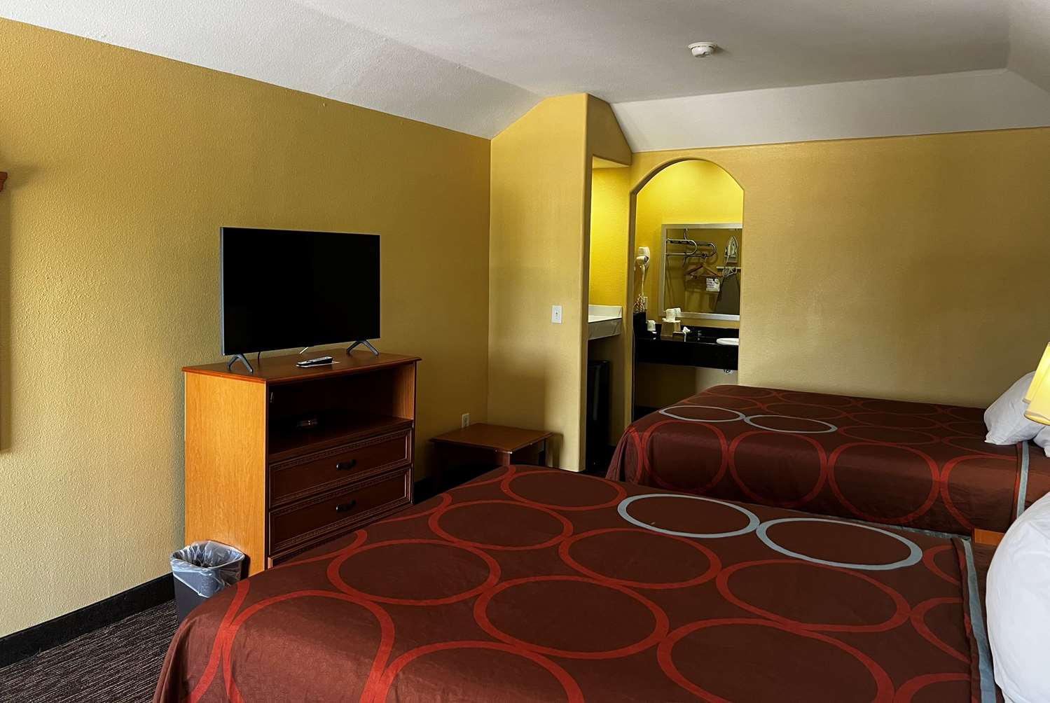 Quality Inn Montgomery - Lake Conroe 10/12
