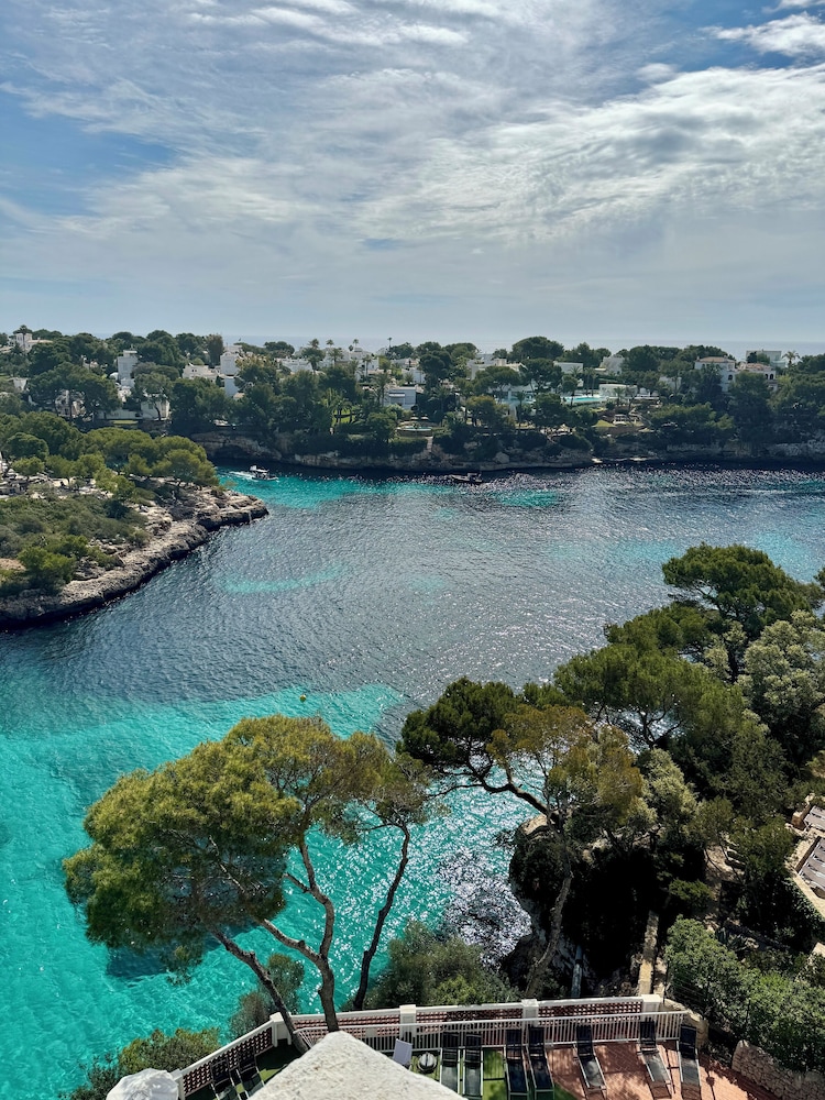 Cala Ferrera Hotel 187/191