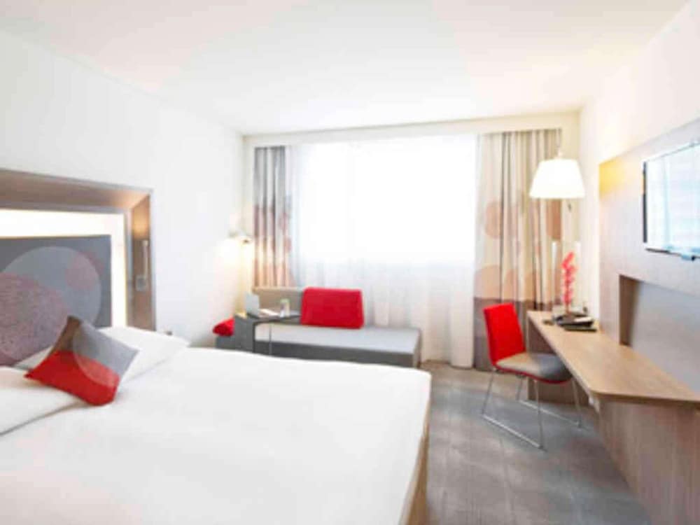 NOVOTEL LODZ CENTRUM 22/77