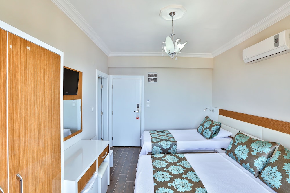 Hotel Kayahan 8/45