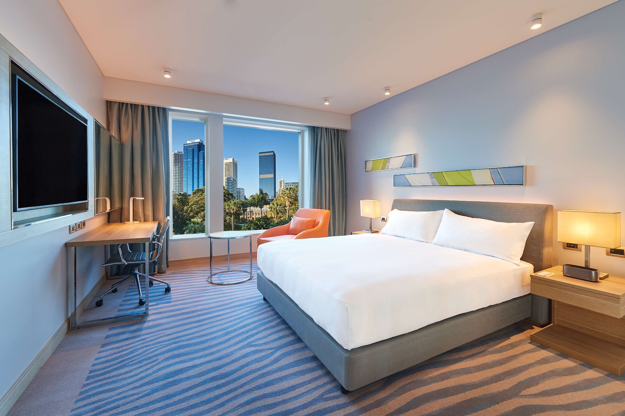 Panoramic, King Bed, City View