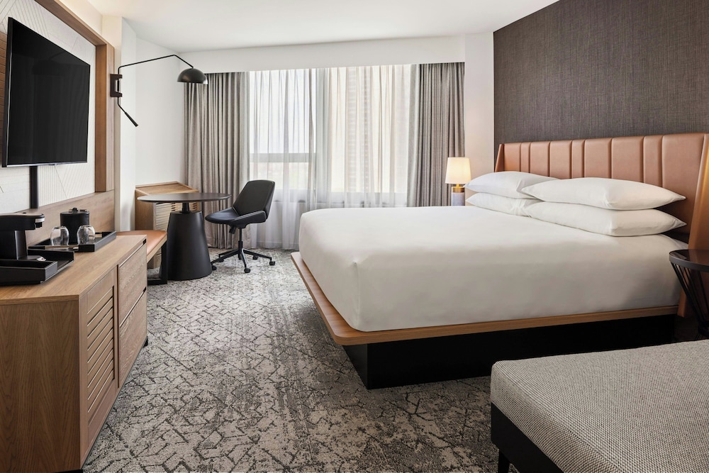 Room at Sheraton Minneapolis Downtown Convention Center, MINNEAPOLIS - MN