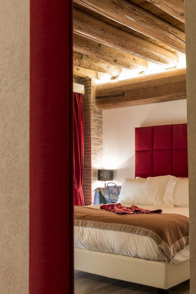 LA BARCHESSA DI VILLA PISANI 21/61