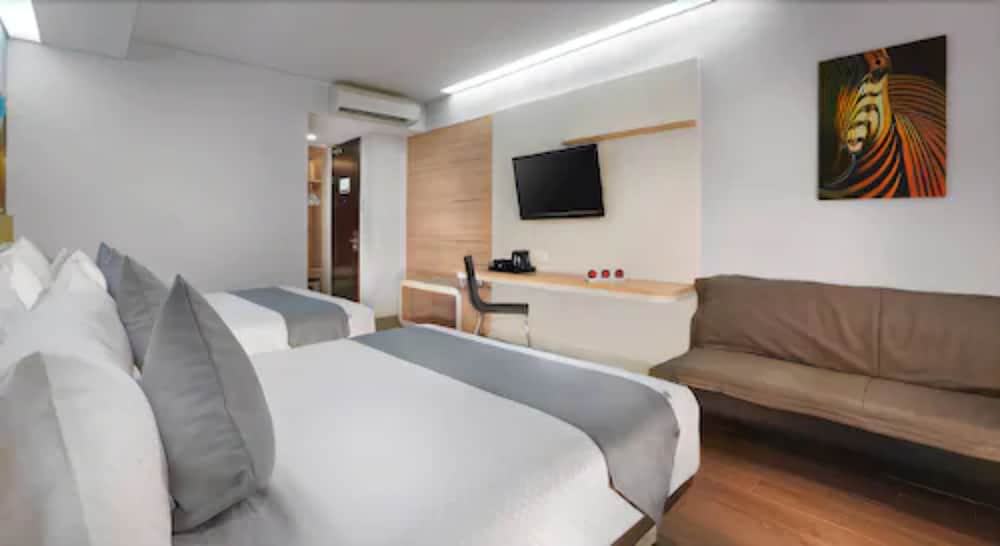 Hotel Neo Gubeng 11/29