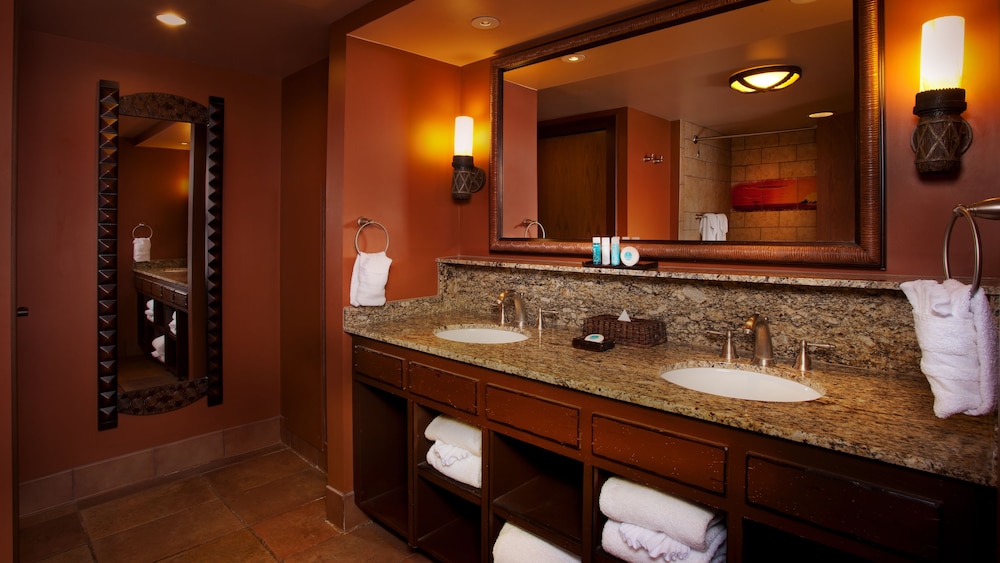 Disney Animal Kingdom Villas Kidani Village 47/50