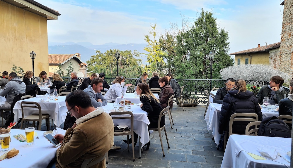 Il Sole Bergamo 32/50