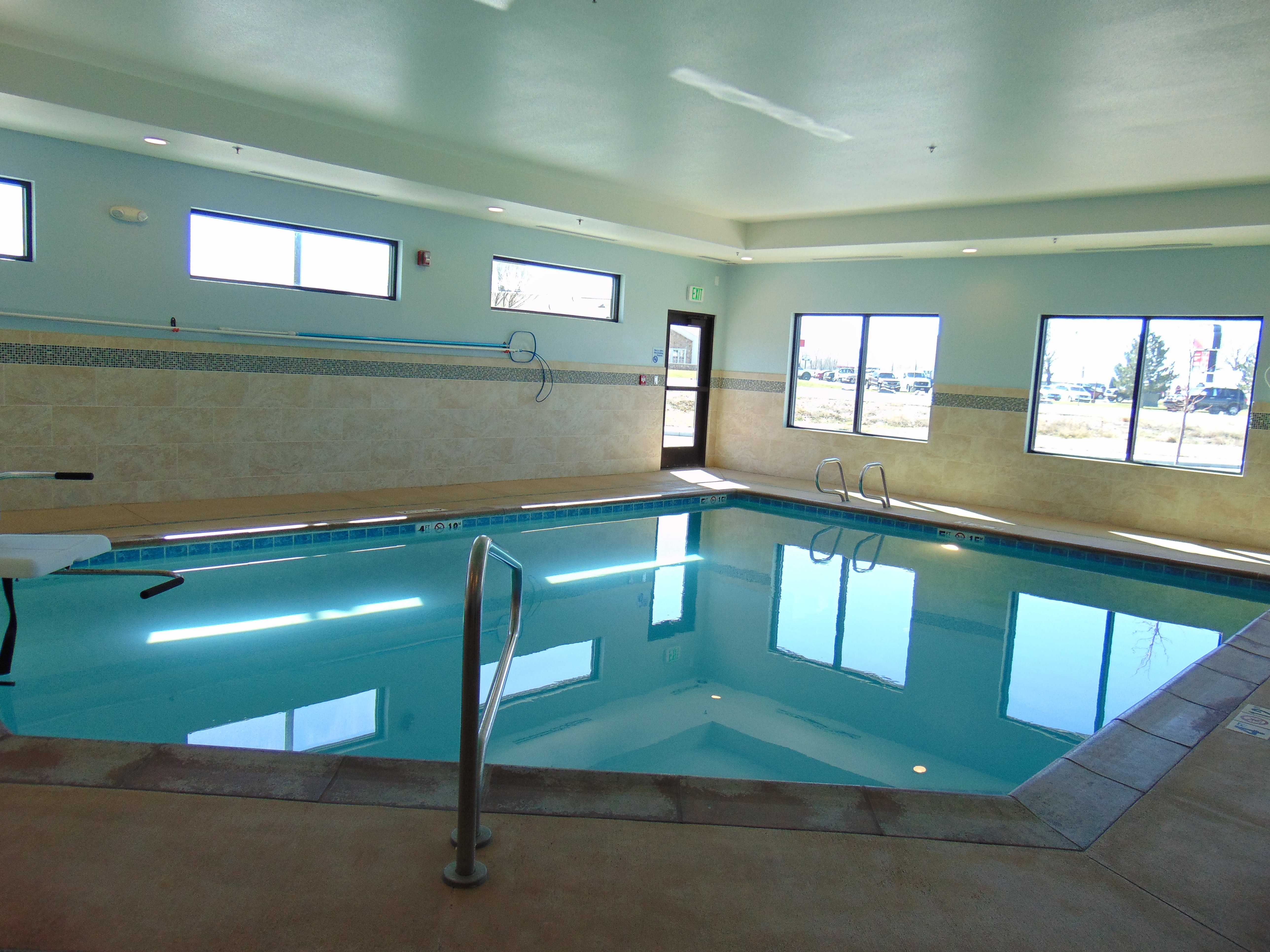 Holiday Inn Express Suites Springville South Provo Area 28/73
