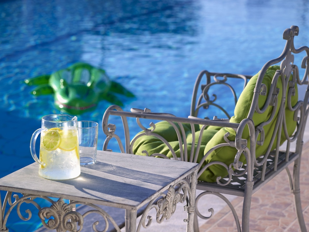 SunVillage Boutique Hotel 47/59