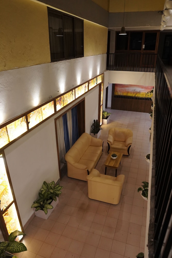 Hotel Luciya International 17/20