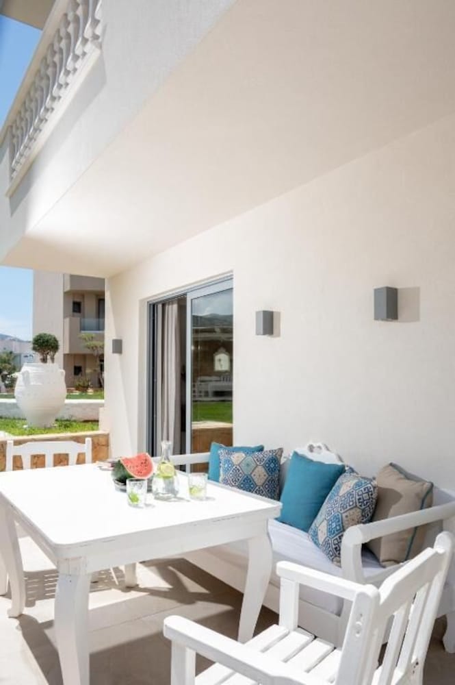Parthenis Beach Apartments 34/50