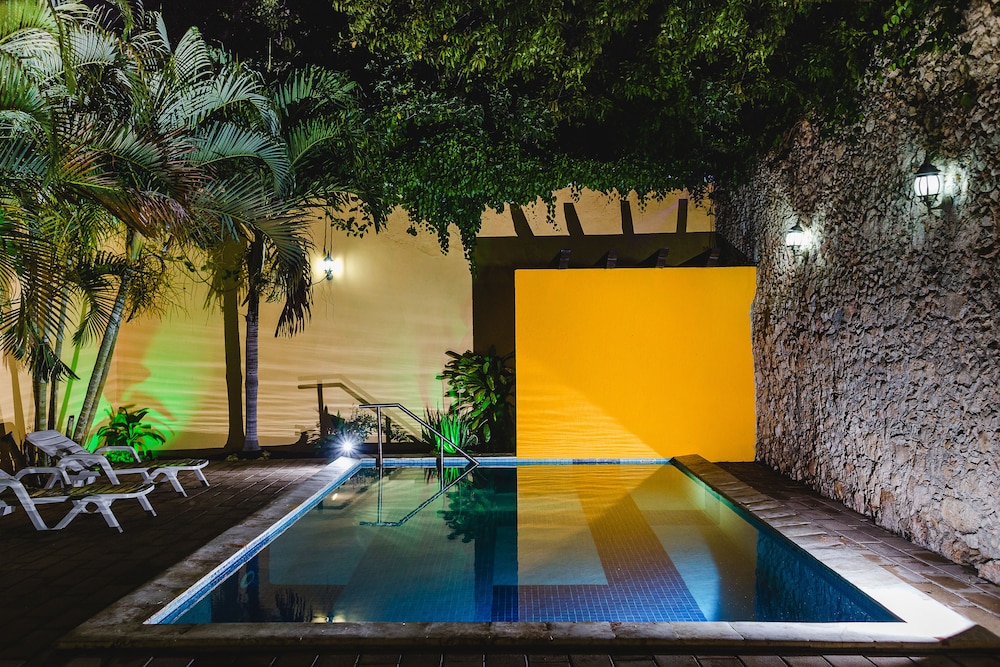 Hotel Montejo by Kavia 69/74