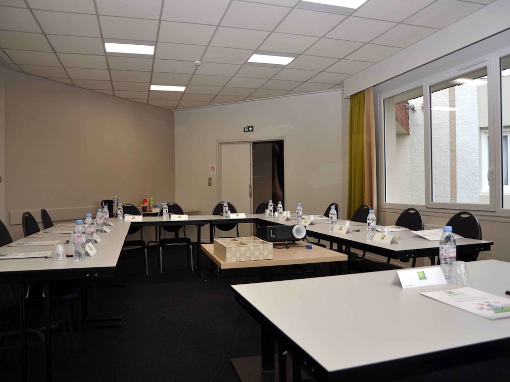 Ibis Styles Rouen Nord Barentin (Ex Ibis) 64/74