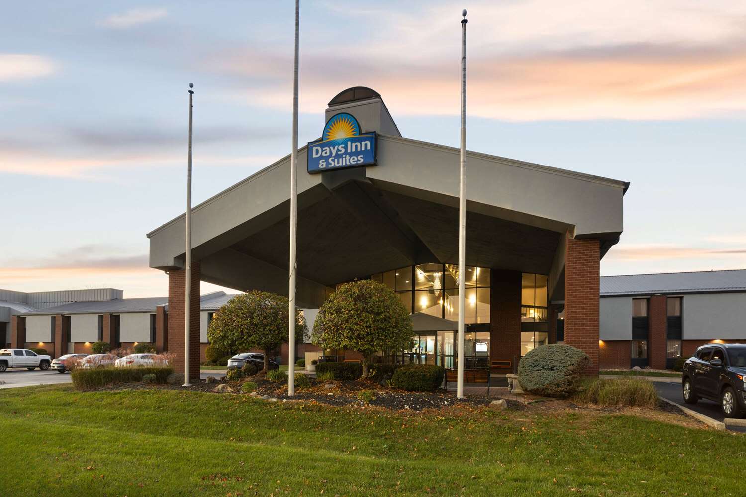 Days Inn & Suites By Wyndham Northwest Indianapolis 6/40