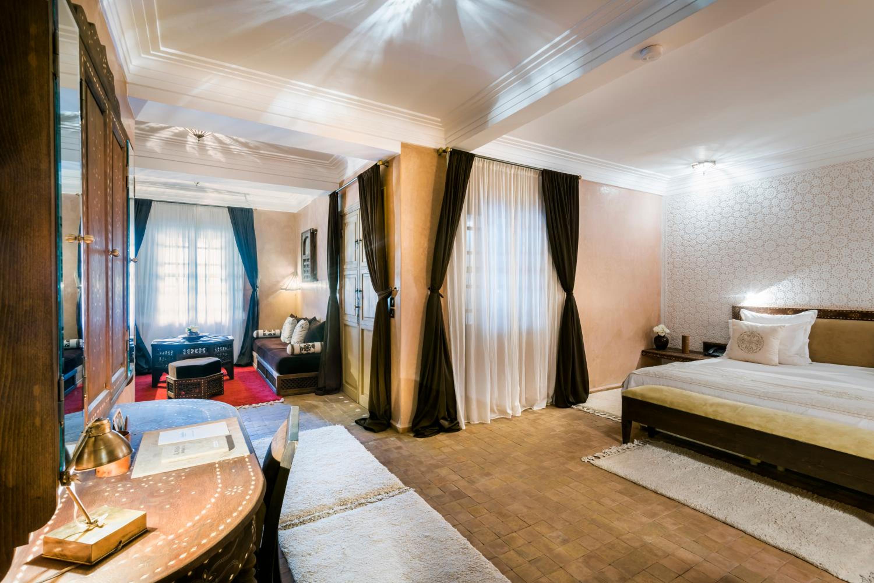 JUNIOR SUITE WITH PRIVATE TERRACE