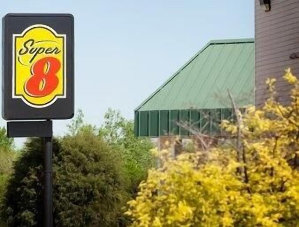 Super 8 By Wyndham Garland/Rowlett/East Dallas Area 2/31