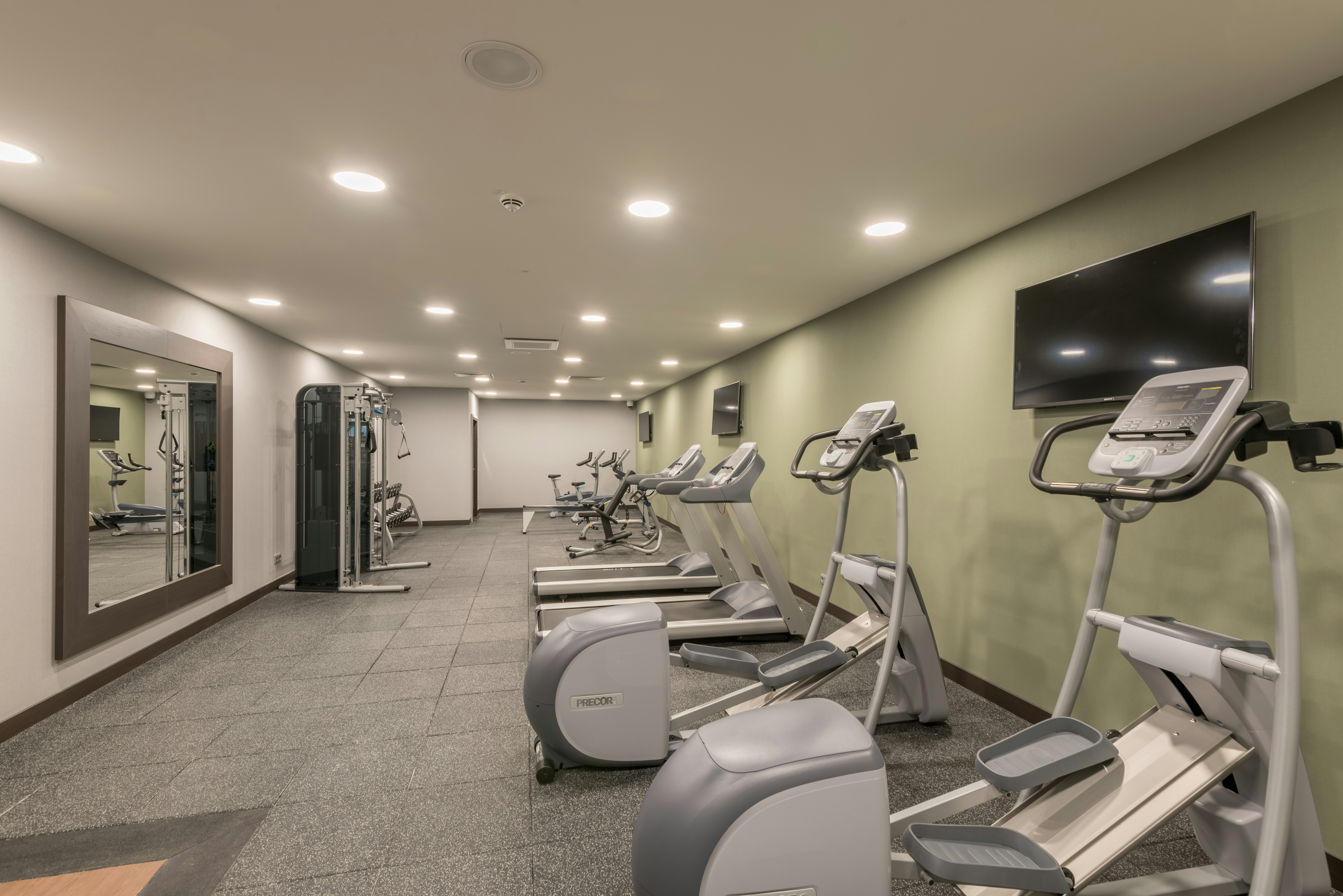 HILTON GARDEN INN FRANKFURT CITY CENTRE 27/56