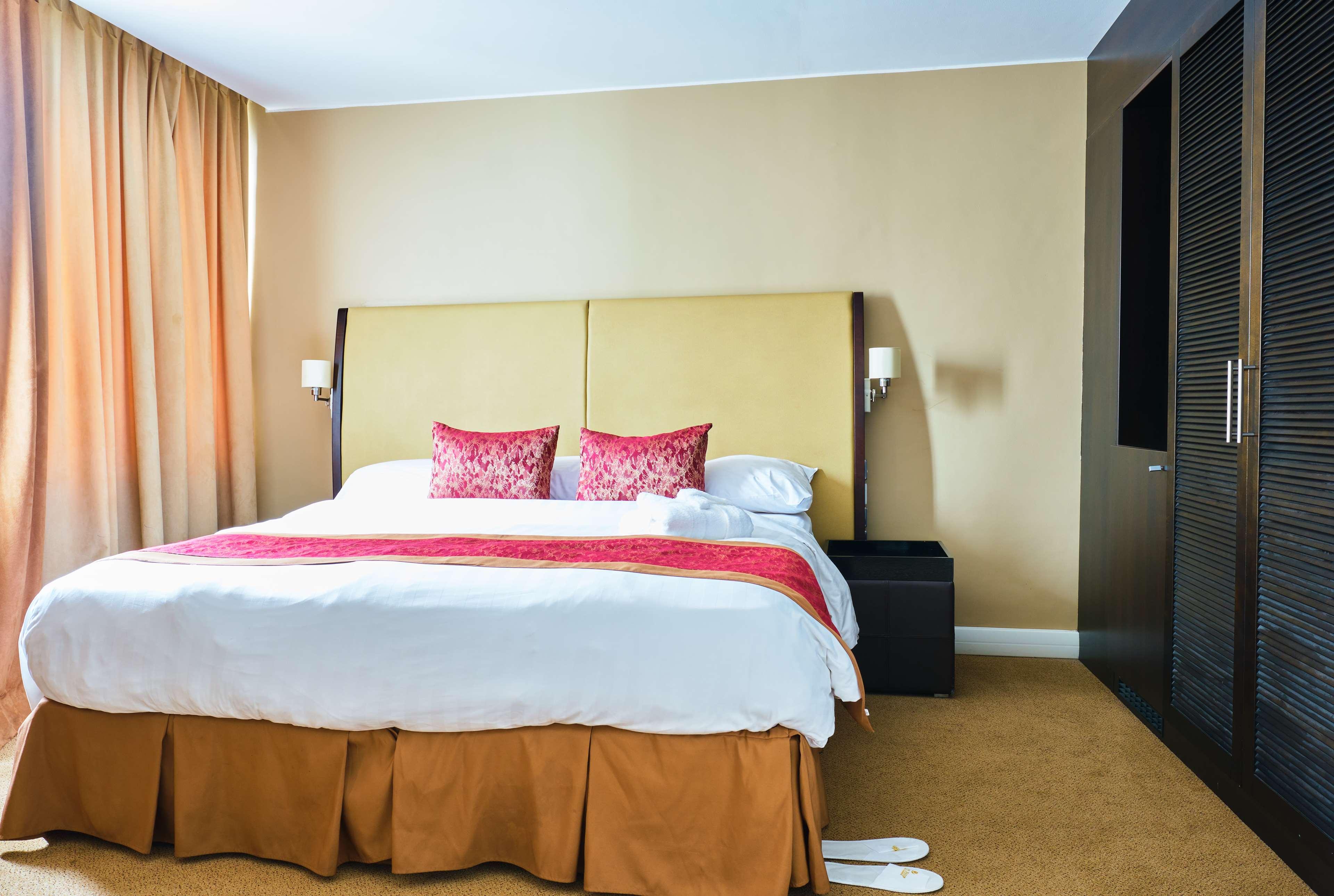 Lancaster Hotel Accra 19/50