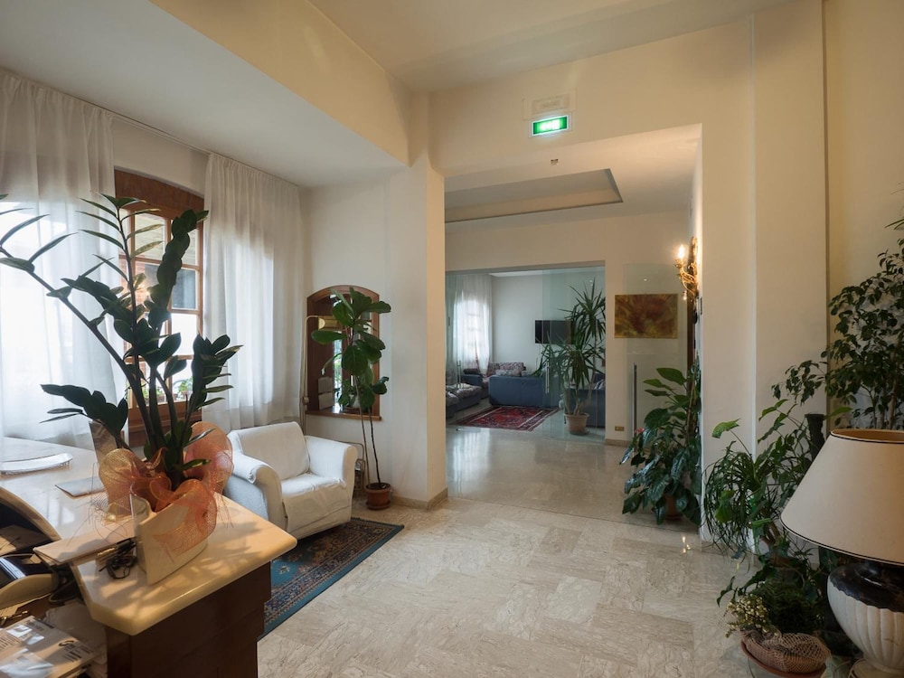 Hotel Santorotto 36/42