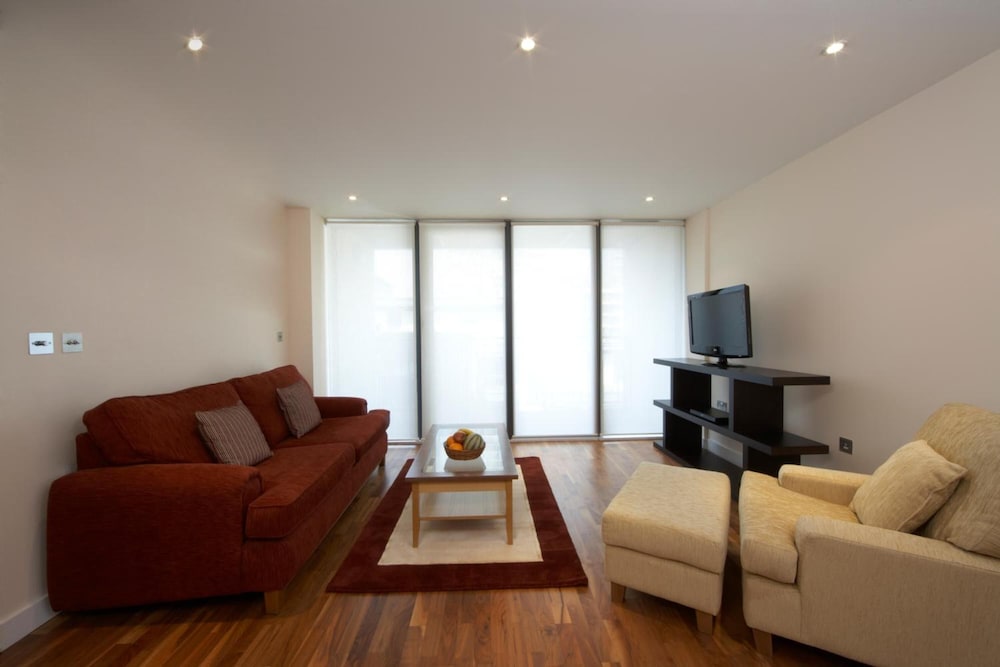 Marlin Apartments Canary Wharf 31/50