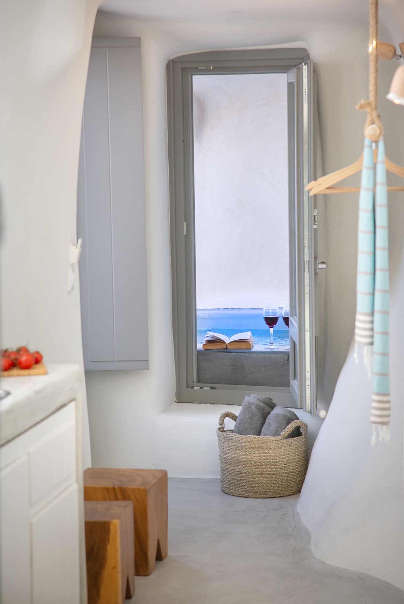 STUDIO, SEA VIEW, OUTDOOR JETTED TUB