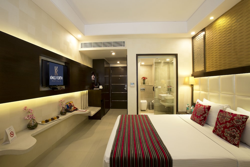 Room at Udman Chattarpur by Ferns N Petals, DELHI