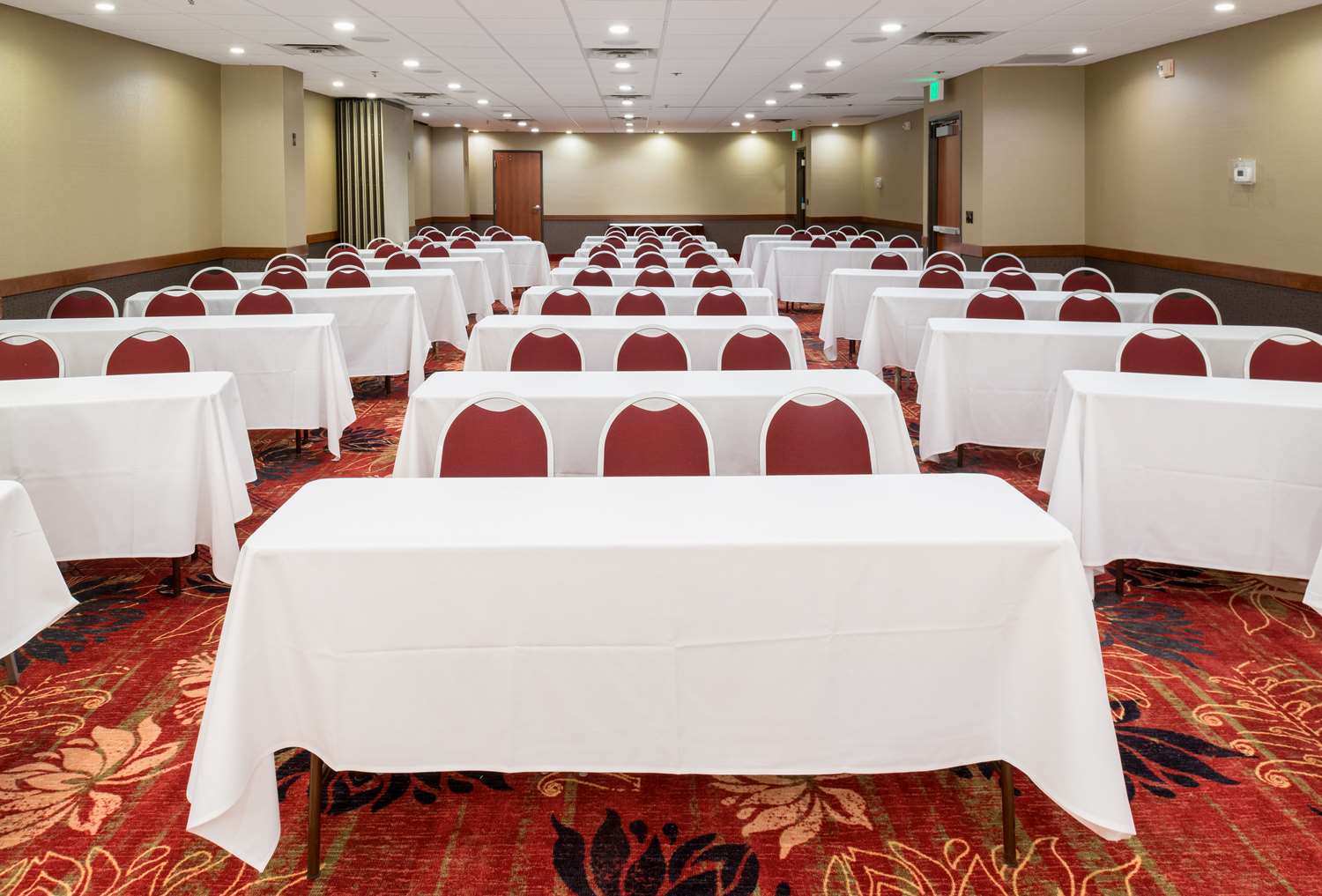 Salt Lake Plaza Hotel 37/39