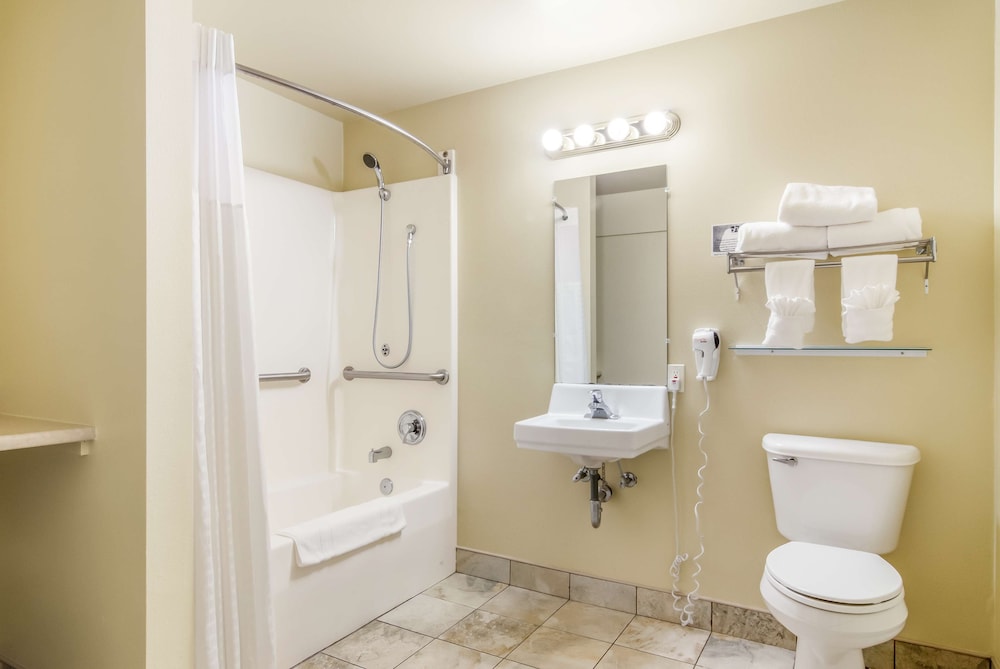 Guesthouse Inn & Suites Montesano 10/34