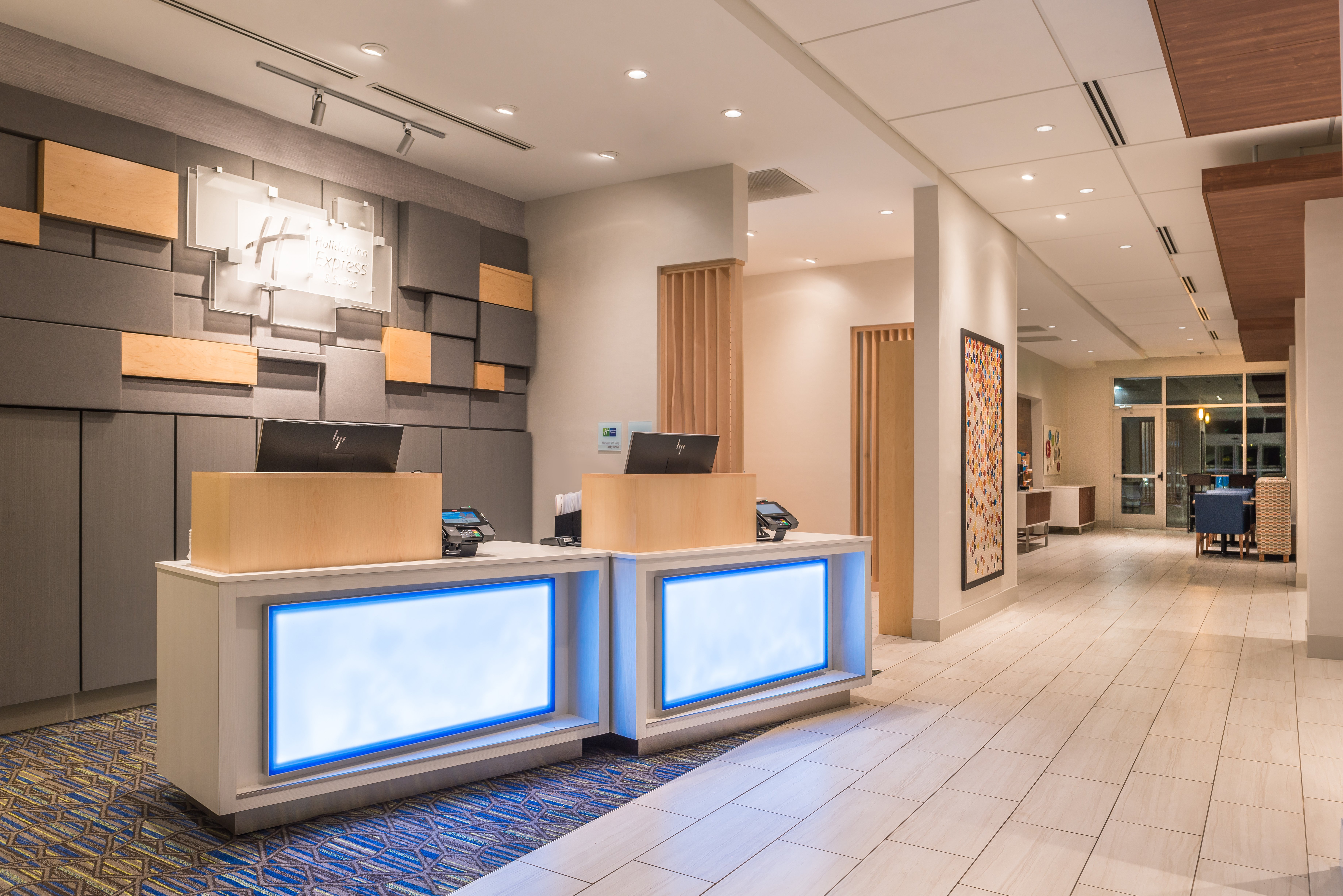 Holiday Inn Express Suites Farmville 7/53