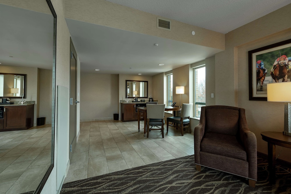 Embassy Suites Saratoga Springs NY 34/56