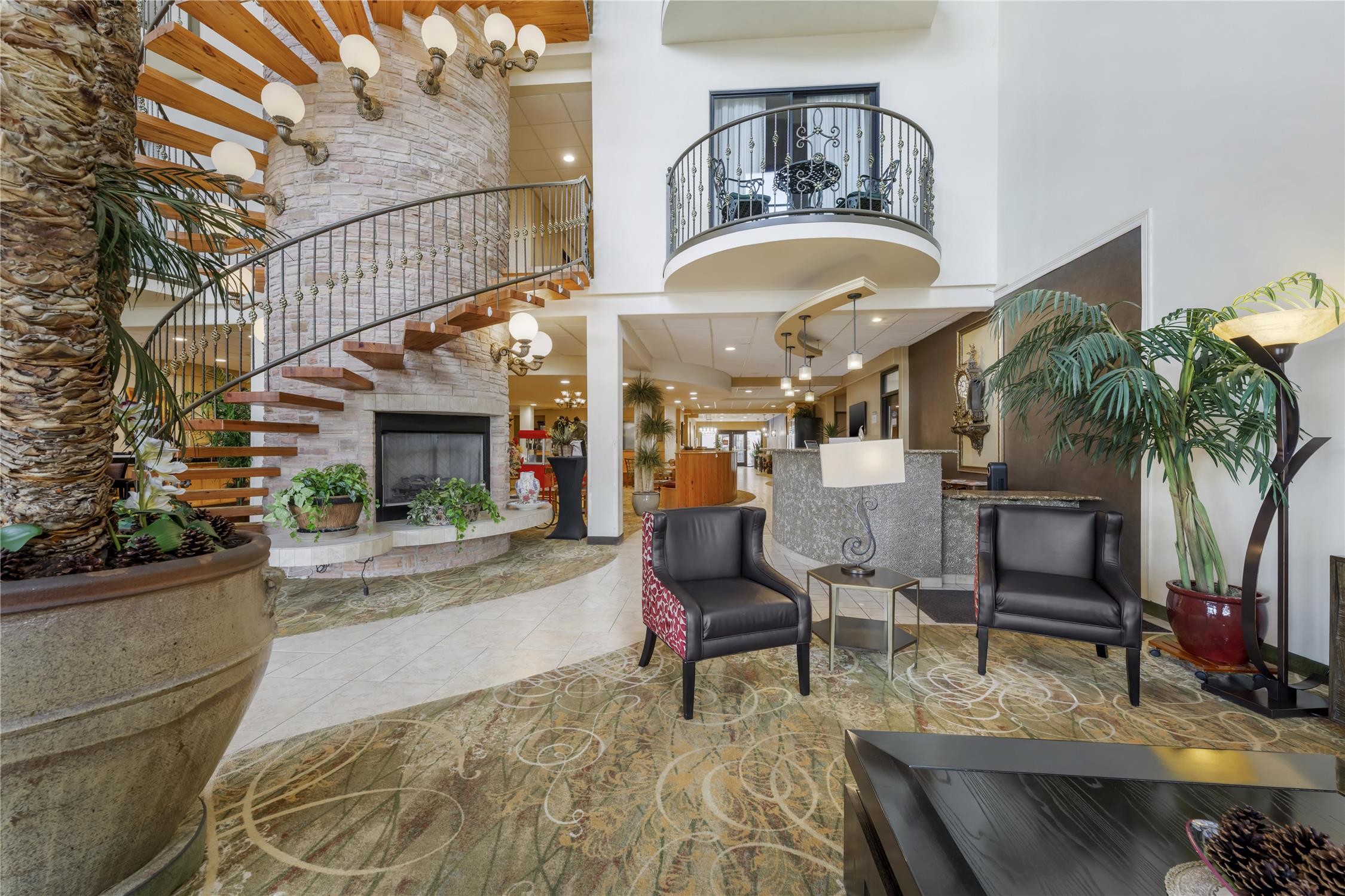 Best Western Plus Swiss Chalet Hotel & Suites 8/40