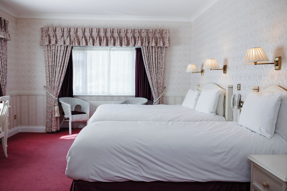 غرفة سوبيريور بسرير كينج، Killeen House Hotel Rozzers Restaurant 4/6