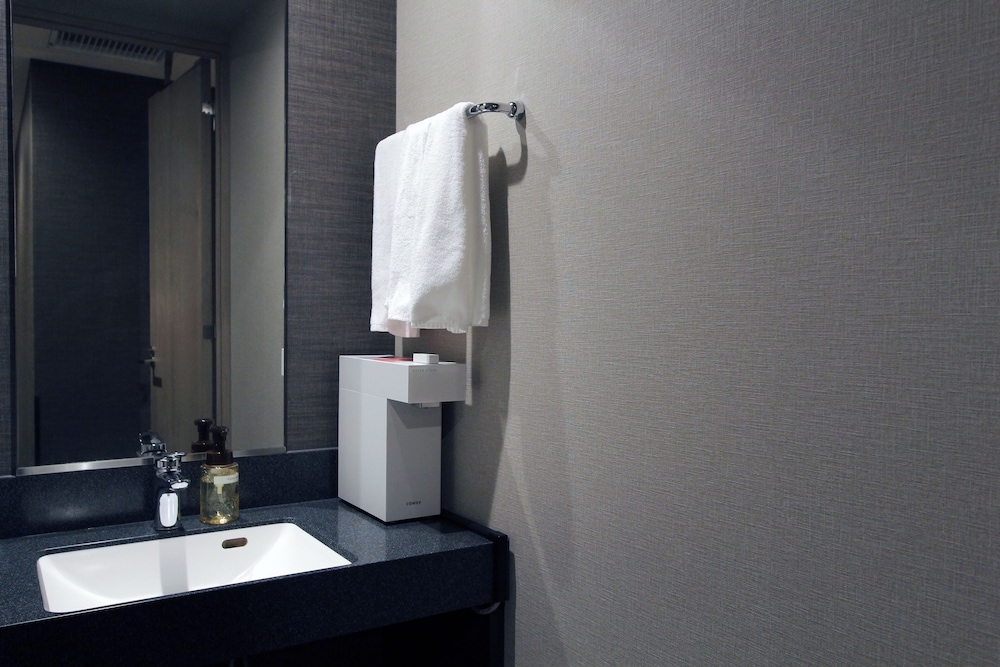 غرفة بسرير كينج، KOKO HOTEL Tsukiji Ginza 5/6