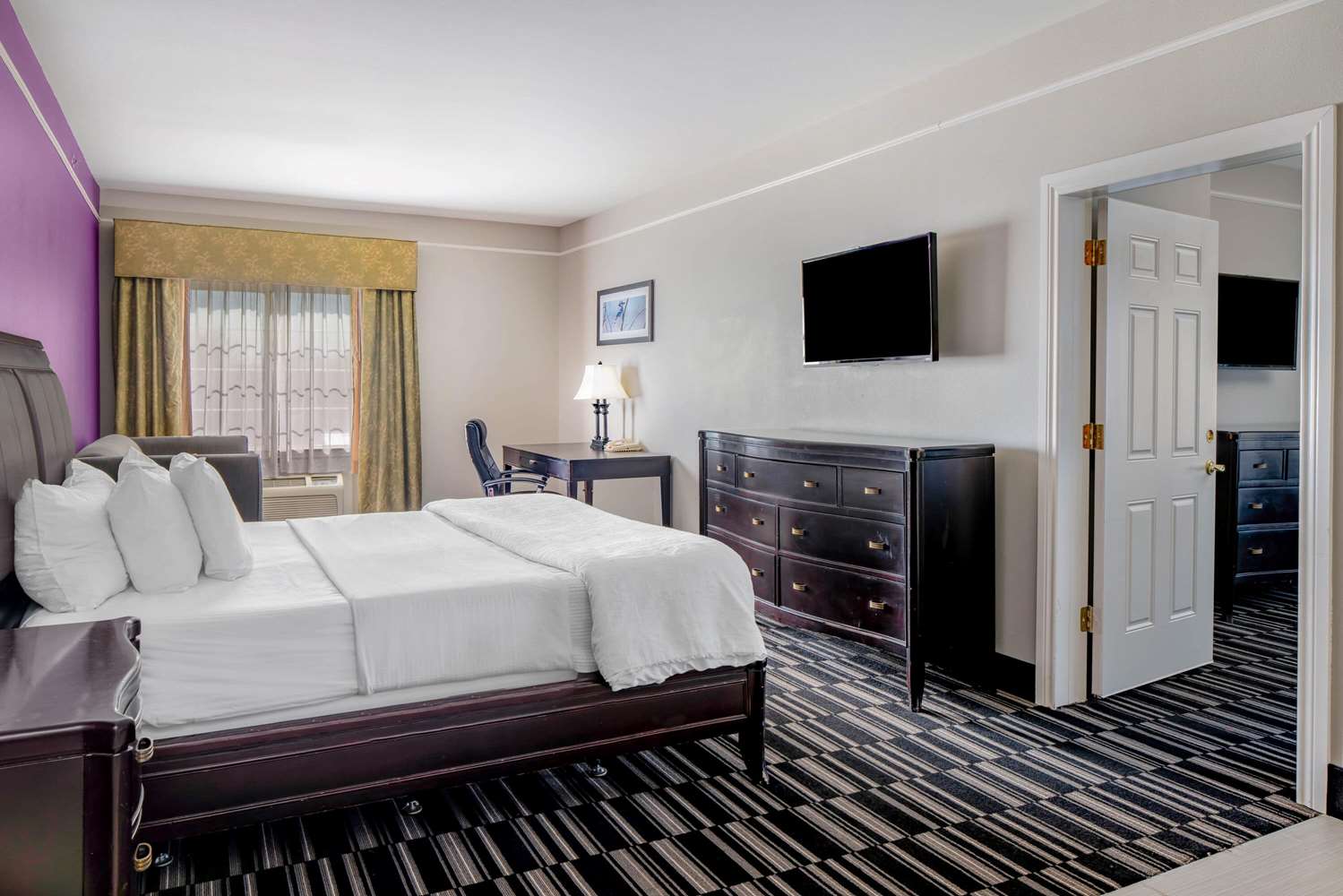 La Quinta Inn and Suites by Wyndham Alamo - McAllen East 13/45