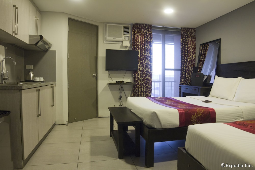 Jade Hotel Suites 19/66
