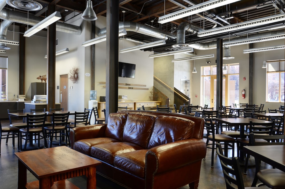 49 Er Inn And Suites 46/68