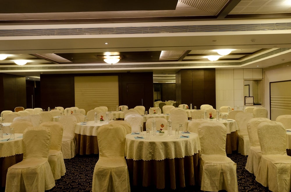 Ramee Grand 50/55