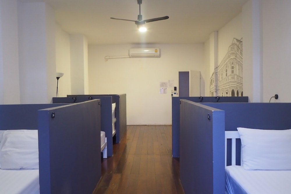 Chino Town Gallery Hostel 10/58