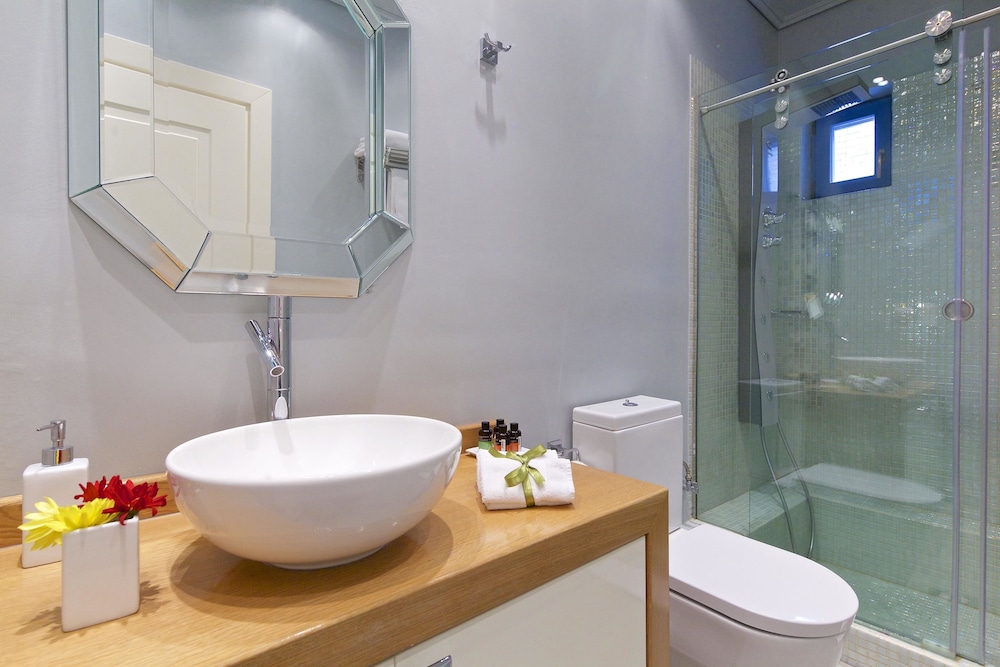 Zagori Suites 7/72