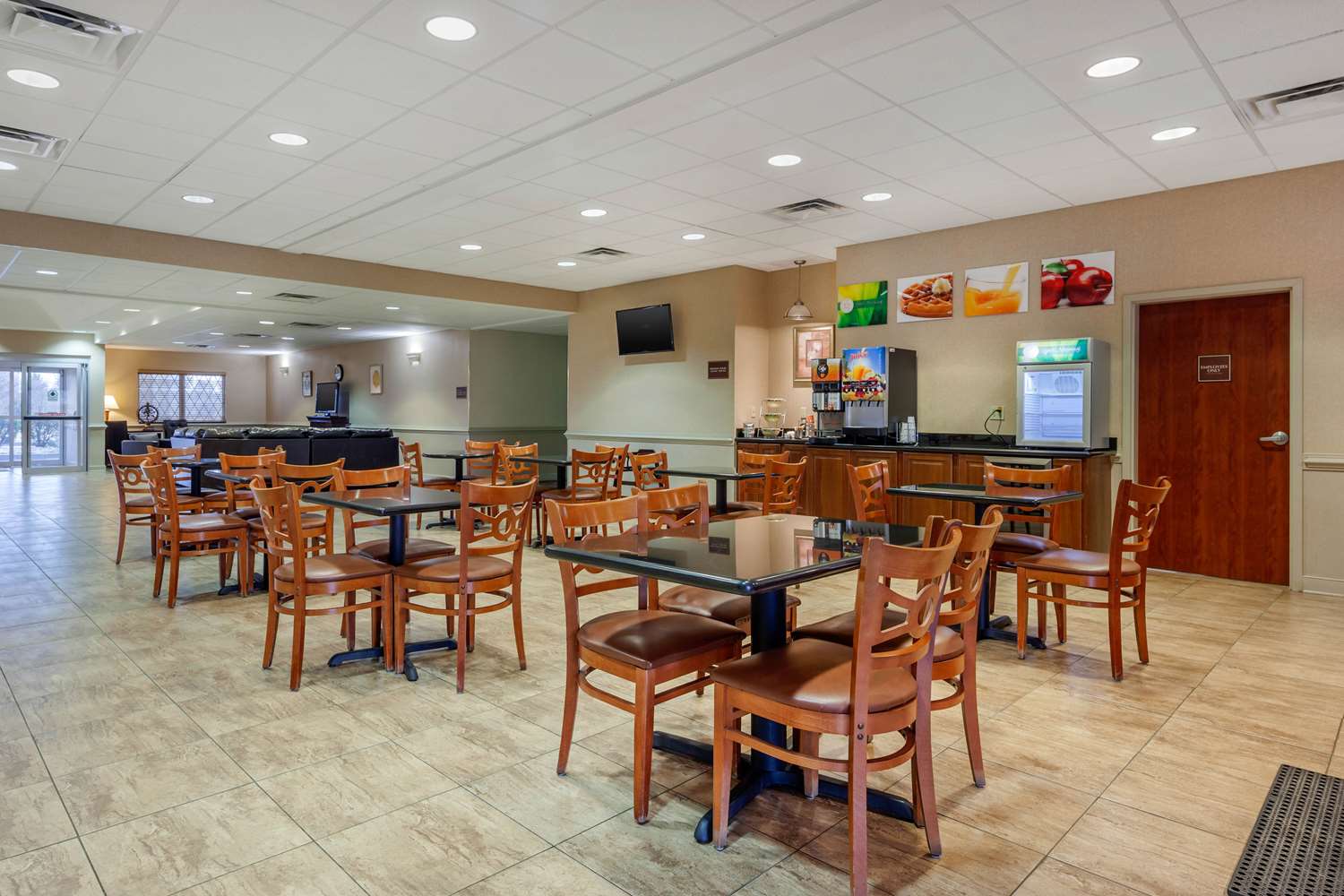 Quality Inn Smyrna 28/34