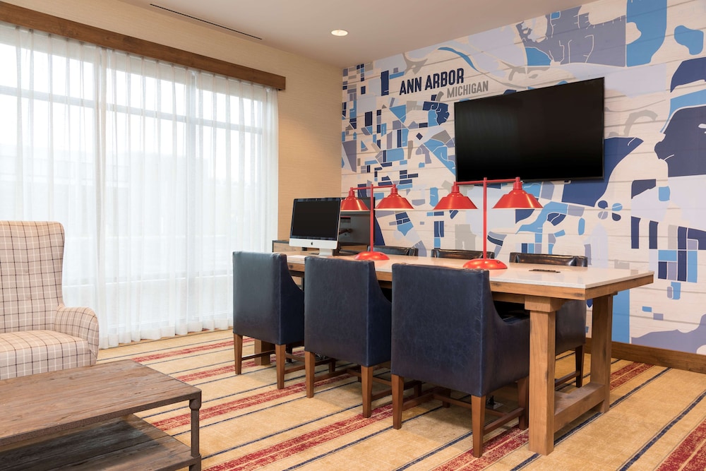 Hyatt Place Ann Arbor 46/53