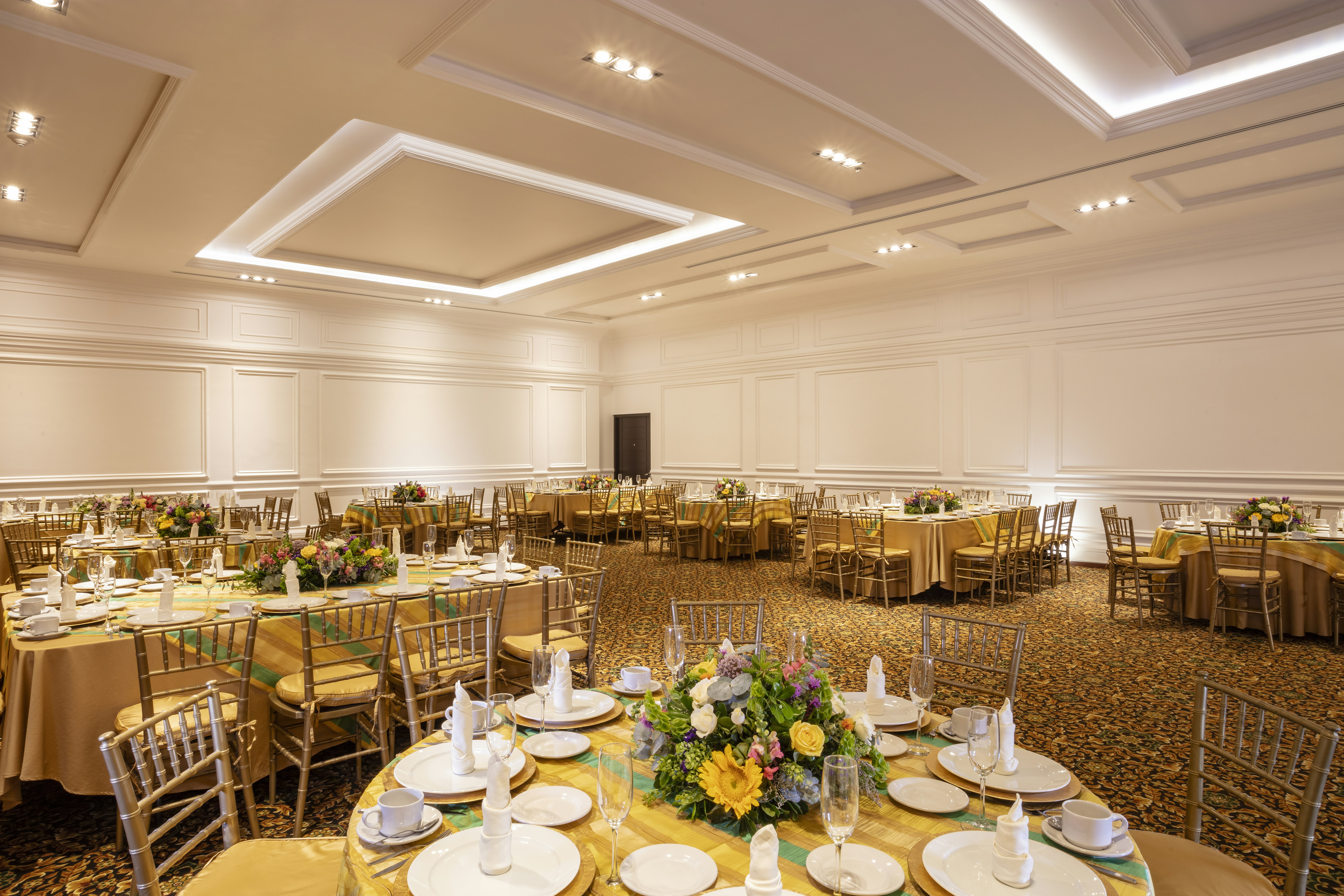 DoubleTree by Hilton Toluca 57/80