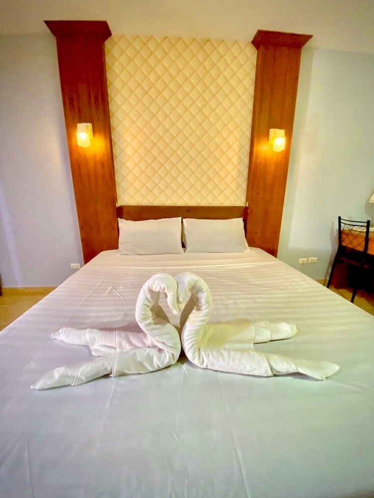 STANDARD, KING BED