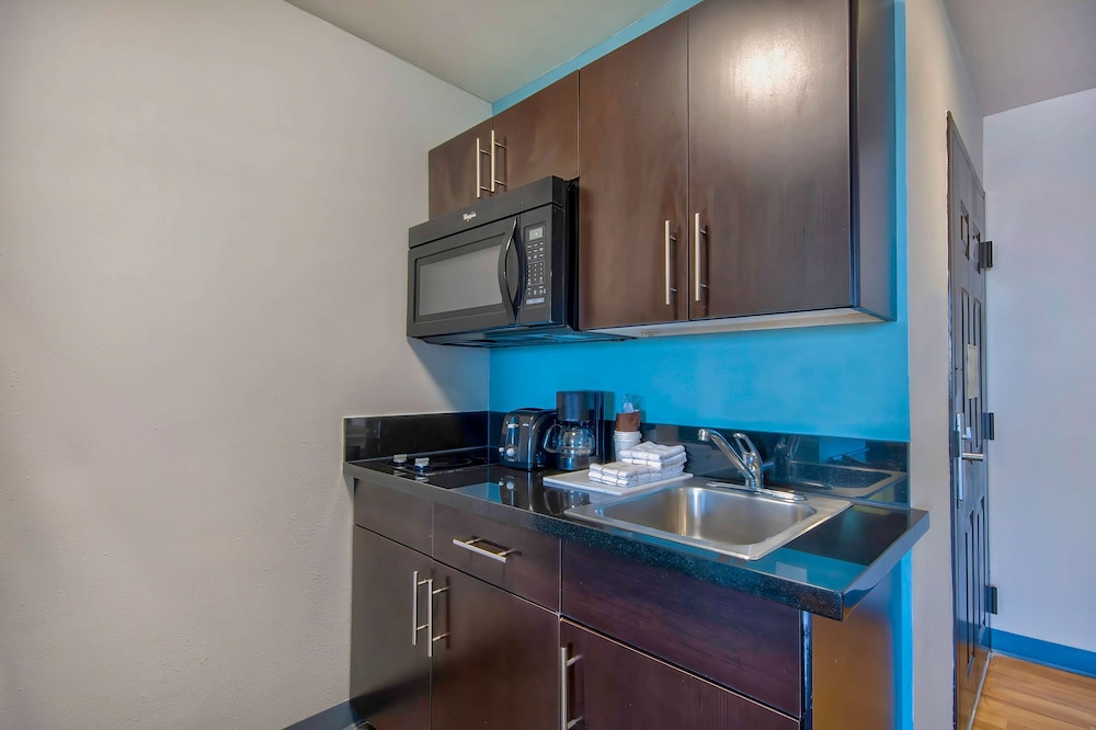 Studio6 Port Arthur, TX - SE 45/47