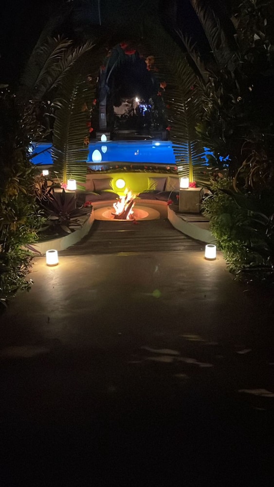 Zen Boutique Resort 46/50