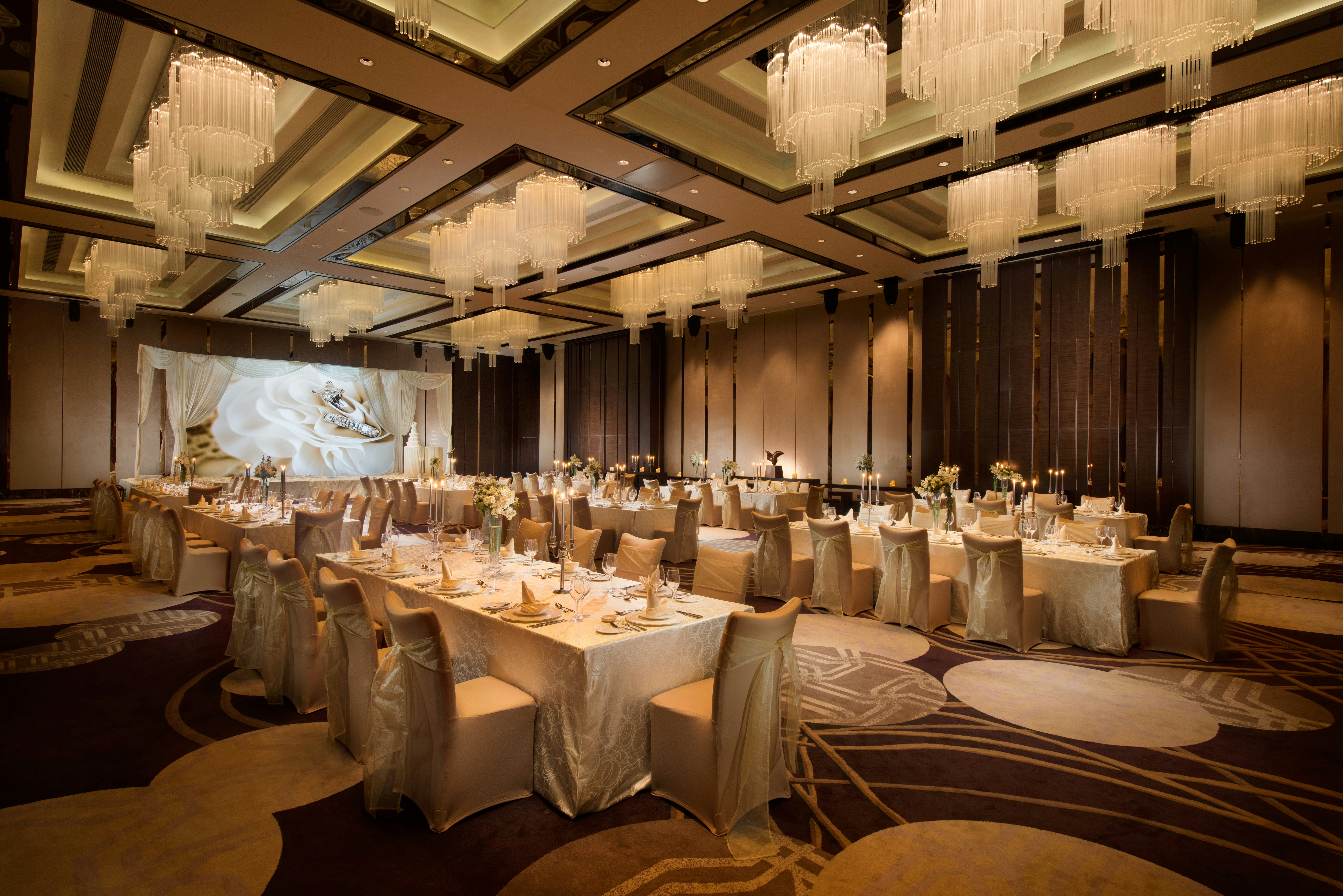 Hilton Shenzhen Futian 25/33